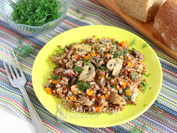 Гречка с фаршем и грибами в мультиварке, рецепт с фото