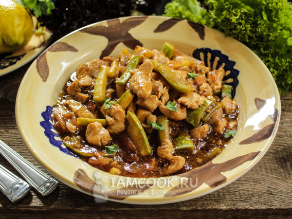 Куриное филе с кабачками в соевом соусе, рецепт с фото