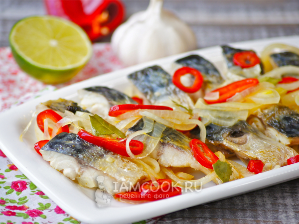Эскабече из рыбы (из скумбрии), рецепт с фото