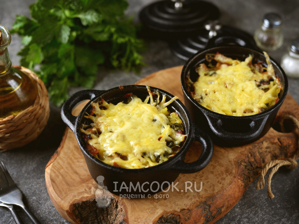 Картофельная бабка в горшочках, рецепт с фото