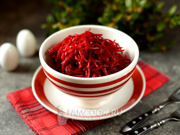 Салат из сырой свеклы по-корейски, рецепт с фото