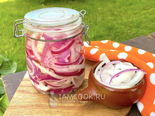 Маринованный лук на зиму, рецепт с фото