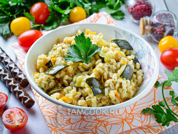 Перловка с кабачками (на гарнир), рецепт с фото