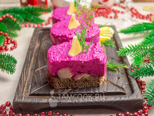 Сельдь под шубой «Новогодние свечи», рецепт с фото