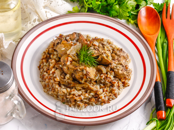 Гречка с куриной печенью в горшочке в духовке, рецепт с фото