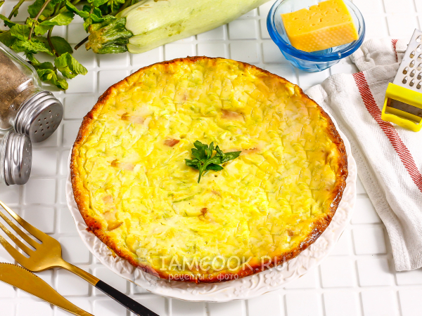 Запеканка из кабачков с беконом в духовке, рецепт с фото