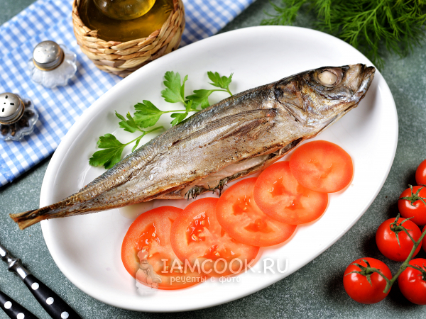 Ставрида, запеченная в духовке в фольге, рецепт с фото