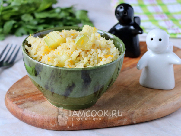 Булгур с кабачками в мультиварке, рецепт с фото