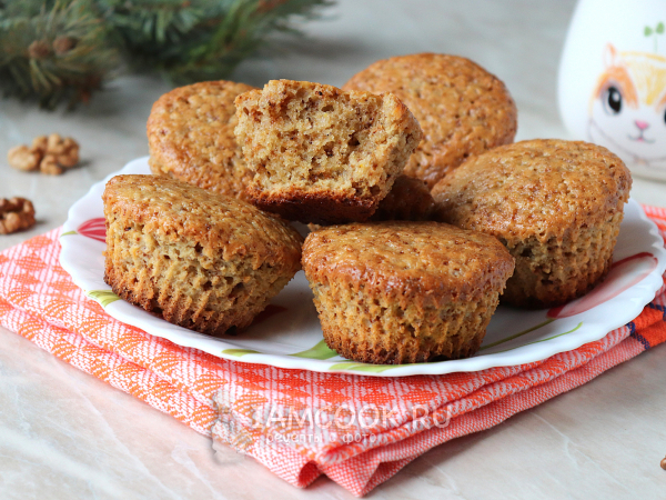 Кексы с грецкими орехами в силиконовых формочках, рецепт с фото