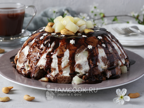 Торт «Панчо» из пряников и сметаны с ананасами, рецепт с фото