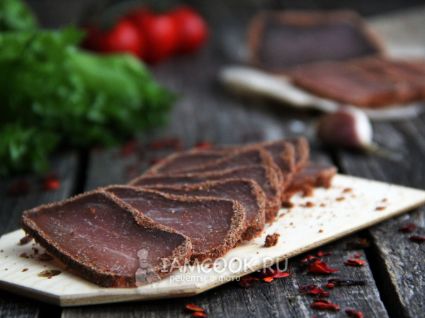 Сыровяленый балык из свинины в домашних условиях, рецепт с фото