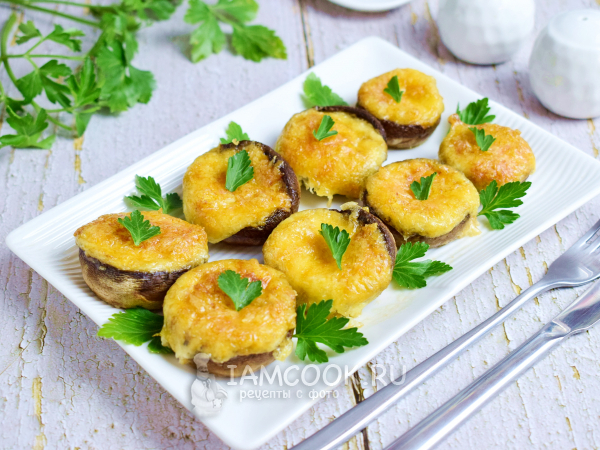 Шампиньоны с сыром в духовке, рецепт с фото