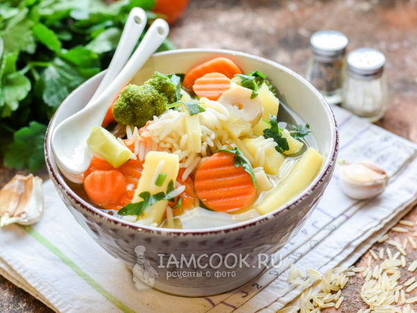 Рисовый диетический суп, рецепт с фото