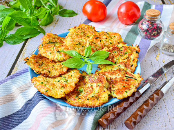 Кабачковые оладьи с ветчиной и сыром, рецепт с фото