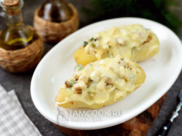 Крошка-картошка с курицей и грибами, рецепт с фото