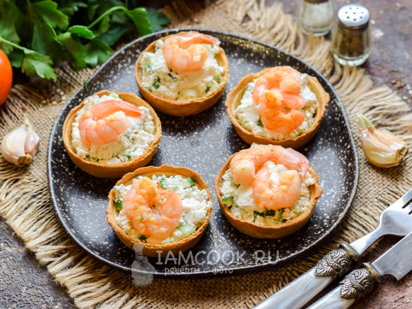 Тарталетки с творожным сыром и креветками, рецепт с фото