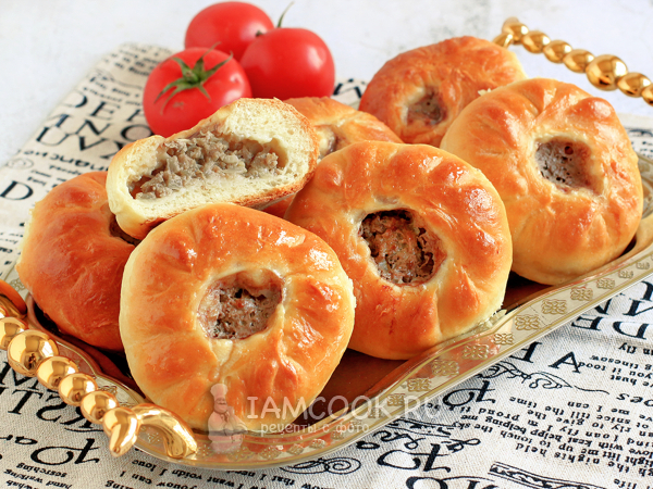 Беляши из дрожжевого теста в духовке, рецепт с фото