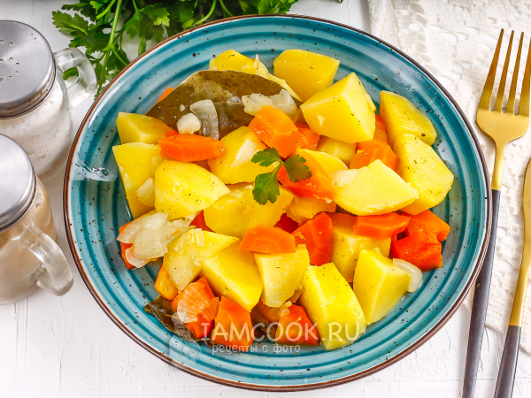 Овощное рагу без мяса в горшочке в духовке, рецепт с фото