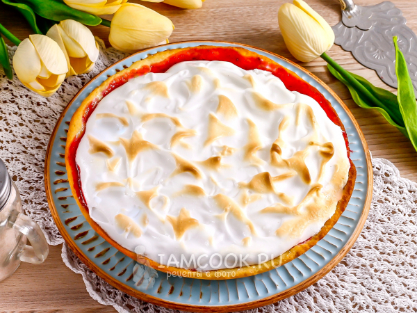 Вишневый тарт с меренгой, рецепт с фото