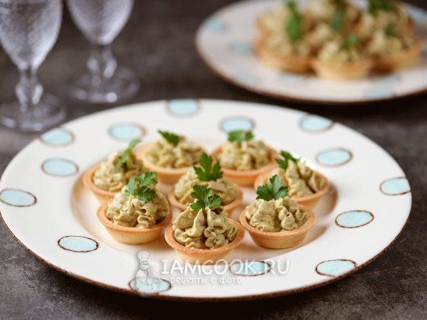 Тарталетки с авокадо и тунцом, рецепт с фото