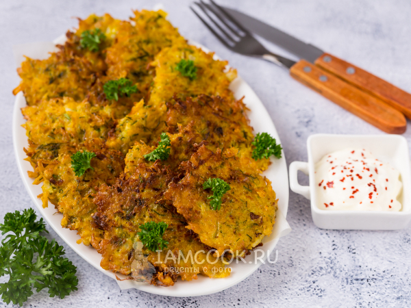 Тыквенные драники с сыром, рецепт с фото