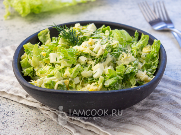 Салат из пекинской капусты с сыром и яйцом, рецепт с фото