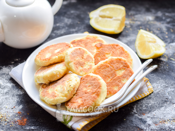 Сырники без сахара с бананом, рецепт с фото