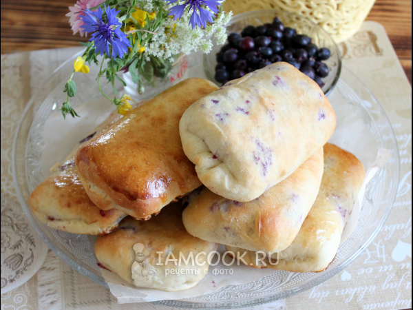 Пирожки с иргой, рецепт с фото
