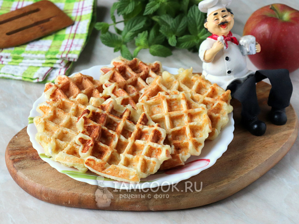 Вафли с творогом и яблоком, рецепт с фото