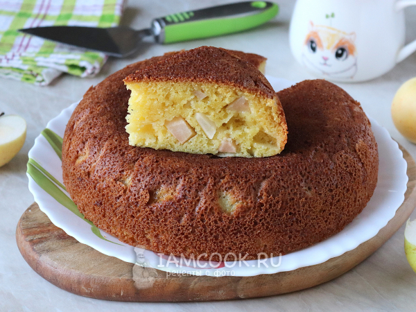 Манник с яблоками на кефире в мультиварке, рецепт с фото