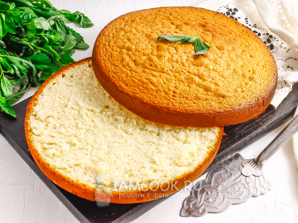 Шифоновый бисквит на кипятке, рецепт с фото