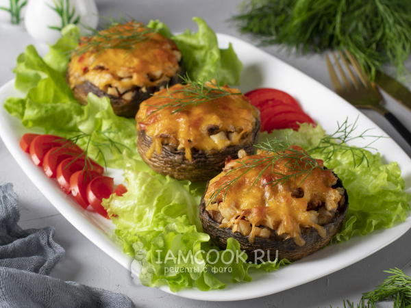 Шампиньоны, фаршированные индейкой, рецепт с фото