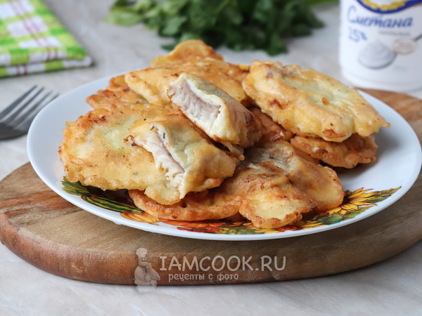 Минтай в кляре со сметаной на сковороде, рецепт с фото