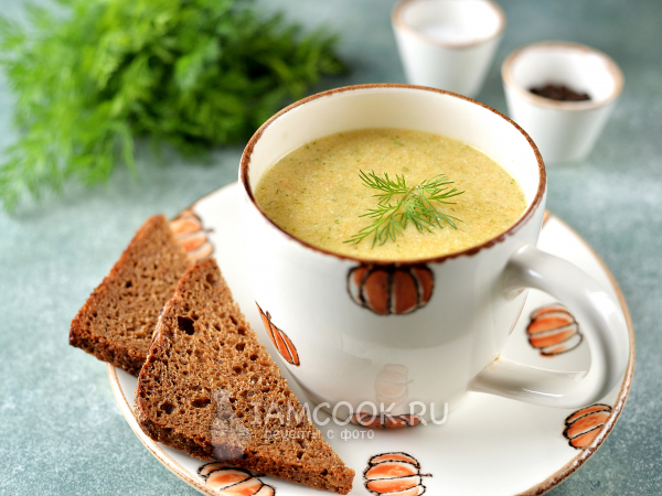 Диетический суп-пюре с курицей, рецепт с фото