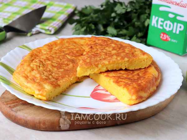 Пирог из кабачков на кефире на сковороде, рецепт с фото
