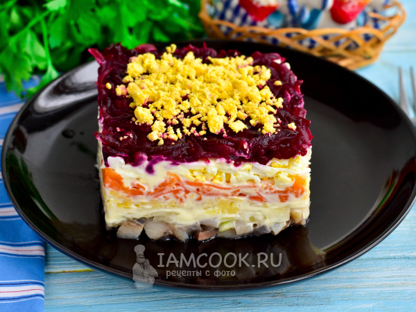 Селедка под шубой с яйцом, рецепт с фото