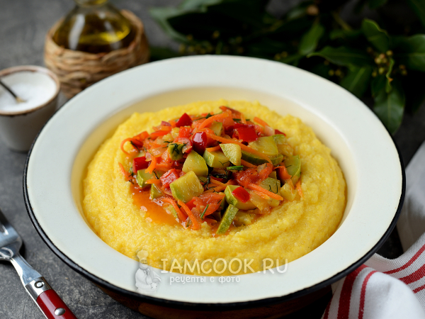 Кукурузная каша с овощами, рецепт с фото