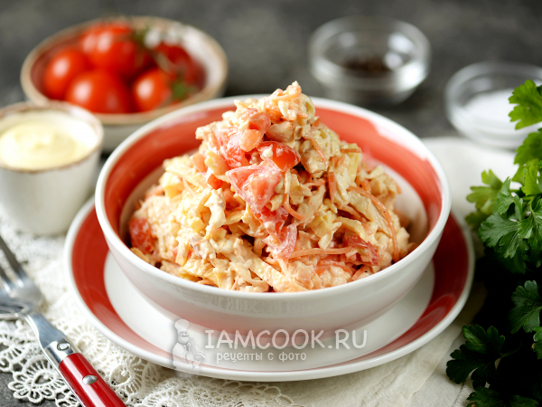 Салат «Обжорка» с яичными блинчиками, рецепт с фото