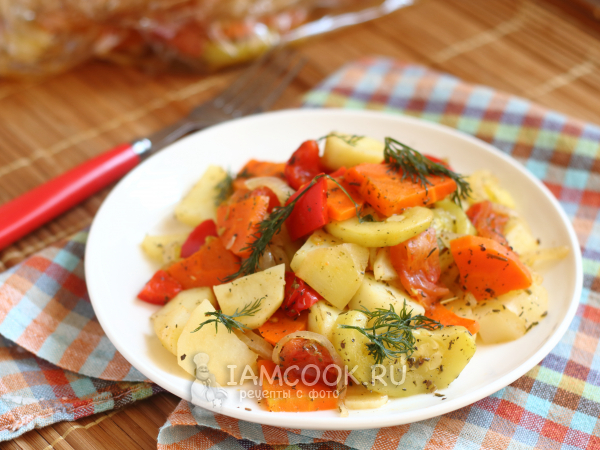 Овощи, запеченные в рукаве в духовке, рецепт с фото