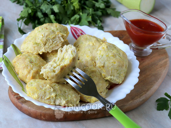 Куриные котлеты с кабачком в духовке, рецепт с фото