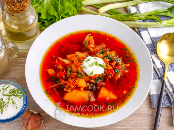 Борщ с квашеной капустой и тушенкой, рецепт с фото