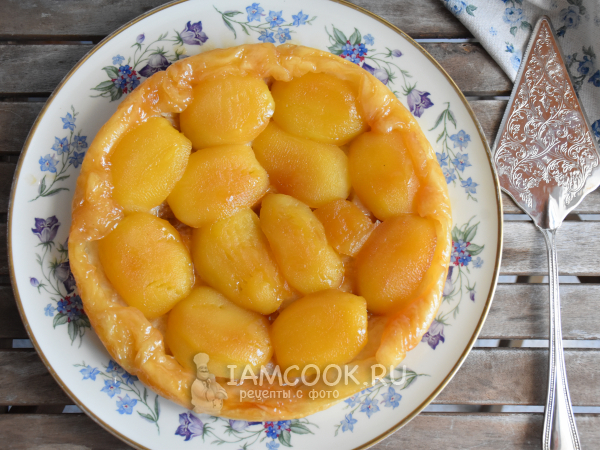 Тарт татен из слоеного теста с яблоками, рецепт с фото