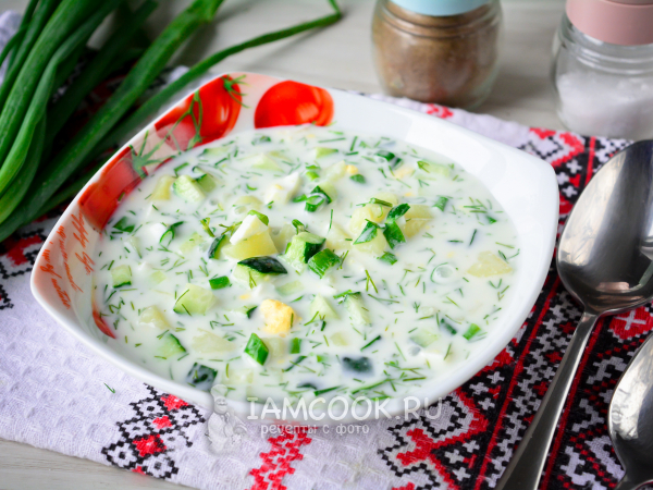 Классическая окрошка на квасе без колбасы, рецепт с фото