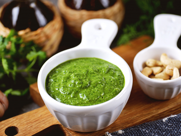 Песто из щавеля, рецепт с фото