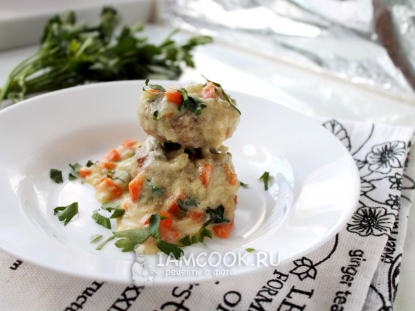 Биточки в сливочном соусе (на сковороде), рецепт с фото