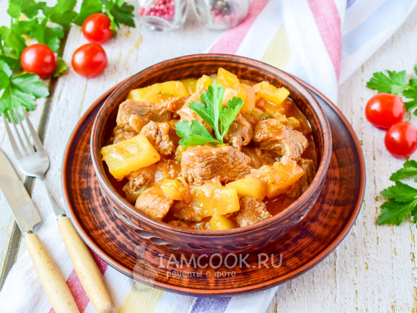 Азу из говядины с подливкой на сковороде, рецепт с фото