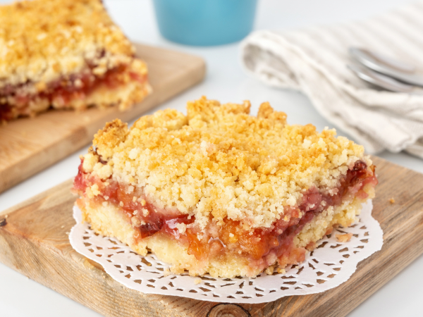 Насыпной пирог с вареньем, рецепт с фото