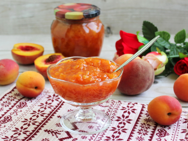 Джем из абрикосов и персиков, рецепт с фото