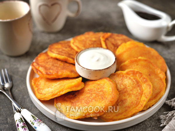 Оладьи из тыквы на сметане, рецепт с фото