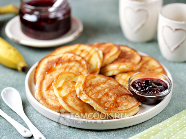 Банановые оладьи на сметане, рецепт с фото